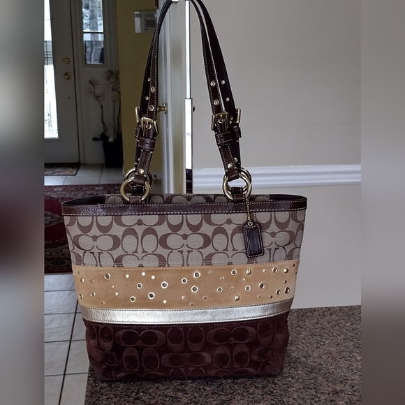 COACH Signature Patchwork East west Bucket  Tote Khaki & Brown  F130… - Picture 1 of 16